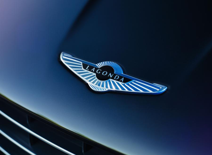Логотип Aston Martin Lagonda Taraf 2015 года  (фото 39 из 43)